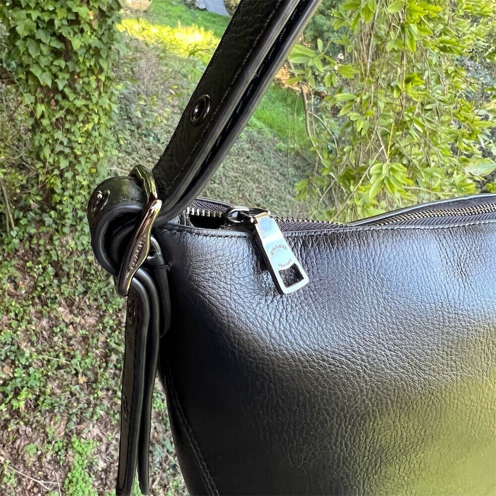 VINTAGE COACH Black Leather Shoulder Bag with Gunmetal Hardware 21377 AUTHENTIC - Picture 6 of 10